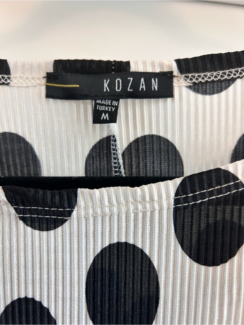 Kozan Polka Dot Tunic Top Asymmetrical Hem Black White Lagenlook crinkle - Picture 2 of 4
